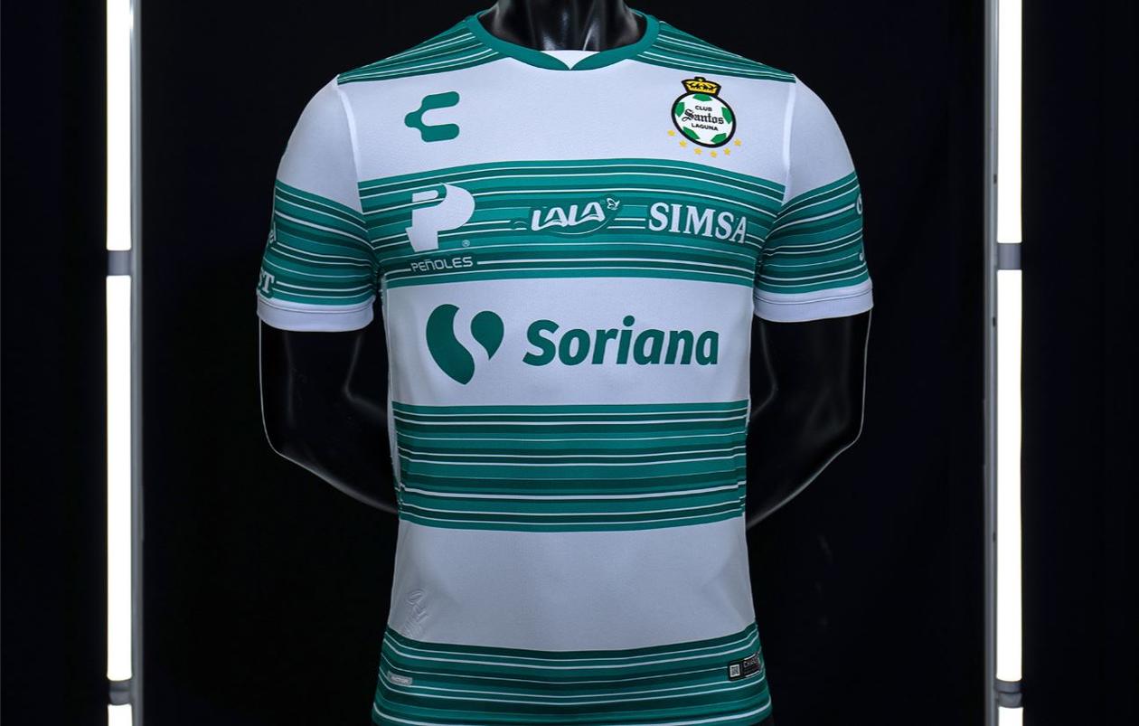 Presentan nuevo uniforme de Santos Laguna Estadio Deportes